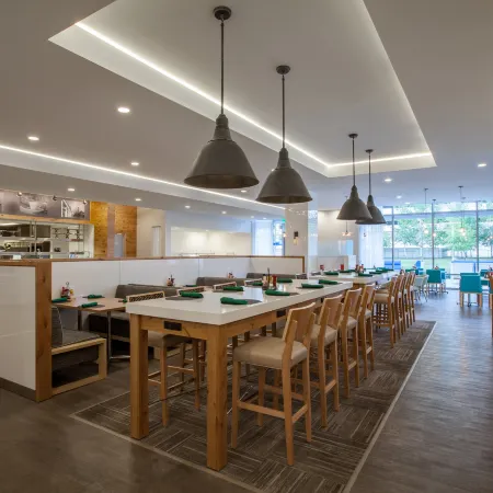 Holiday Inn CLEVELAND CLINIC by IHG