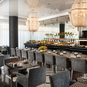 Leonardo Boutique Hotel Tel Aviv Отели рядом с достопримечательностью «Пляж Ха-Цук»
