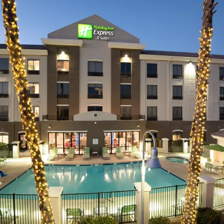 Holiday Inn Express & Suites YUMA by IHG
