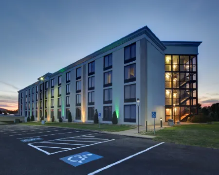 Holiday Inn STAUNTON CONFERENCE CENTER by IHG Hotels in Augusta County