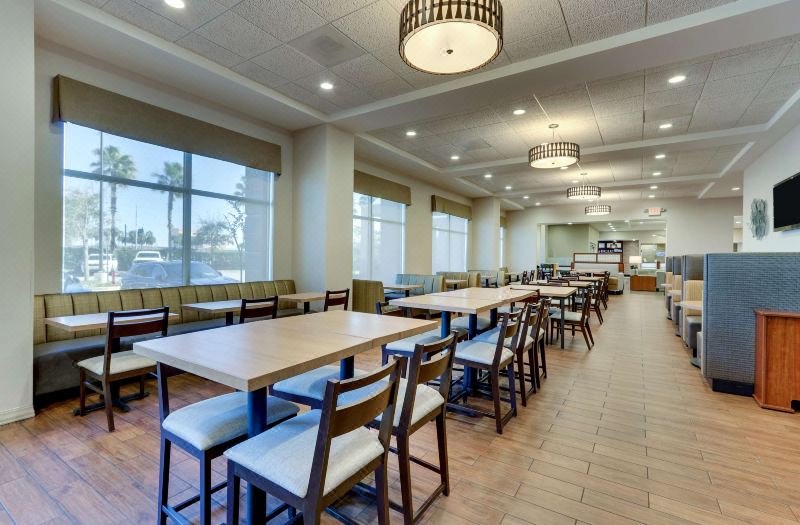 Drury Inn & Suites Orlando Near Universal Orlando Resort photo 4