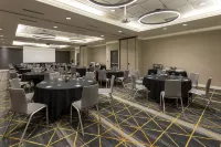Holiday Inn & Suites MAPLE GROVE NW MPLS-ARBOR LKS by IHG - breakfast