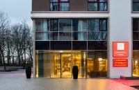 Leonardo Offenbach Frankfurt Hotels near Kaiserleibrucke