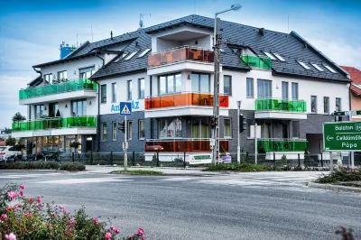 Németh Apartmanok Hotels near Sárvár Arboretum
