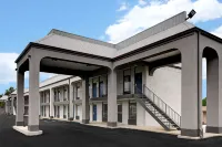 Studio 6 Meridian, MS – Bonita Lakes