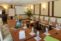Brit Hotel le Lion d'Or Chinon
