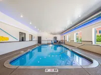 Comfort Suites Marysville Columbus - Northwest Hotels in Union County