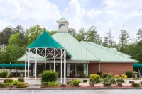 Days Inn by Wyndham Petersburg/South Fort Lee Hotels near Krupp K5(E) Railway Canon