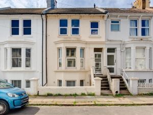 Lovely 1-Bed Apartment Hove