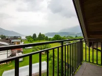 Deval Hotels in Calceranica al Lago