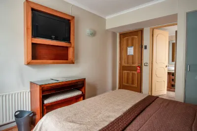 Hotel Libertador Отели рядом с достопримечательностью «Культурный центр, монетный двор и площадь Сьюдадана»