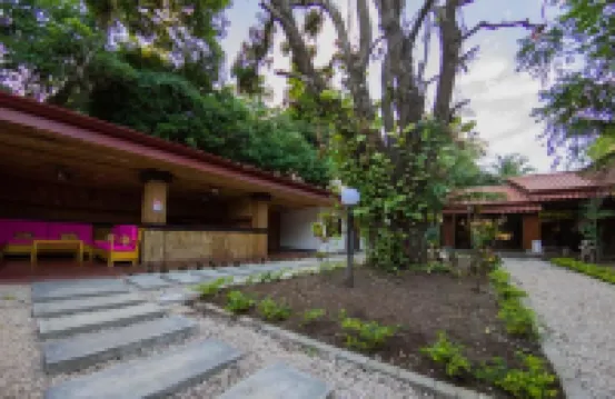 Café de Playa Beach Front Hotel