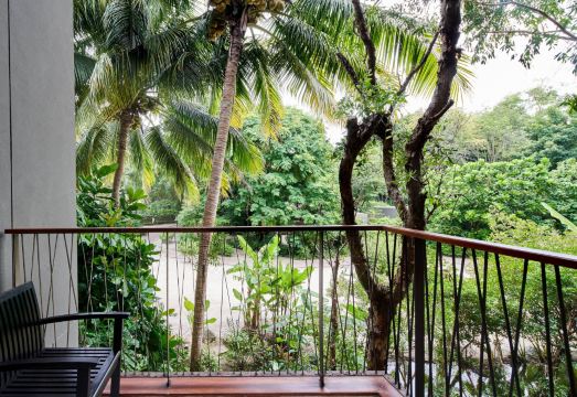 6. 르네상스 푸켓 ..