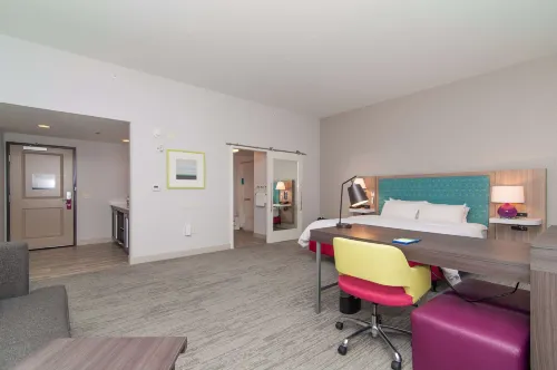 Hampton Inn by Hilton Norwich - parking