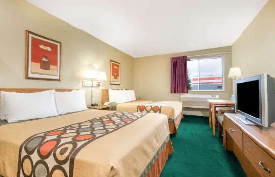 特立尼達速8酒店