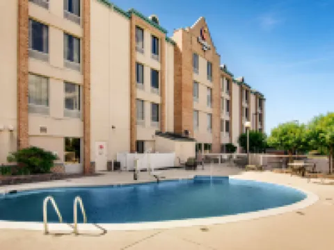 คอมฟอร์ตอินน์ สนามบิน โรงแรมในโรอาโนค