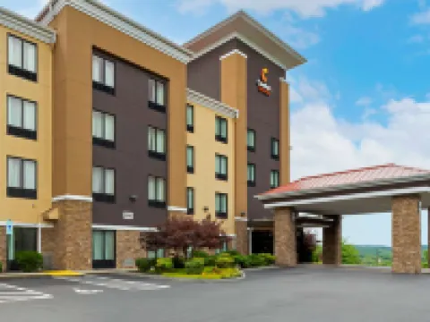Comfort Suites Hotels in Sullivan County