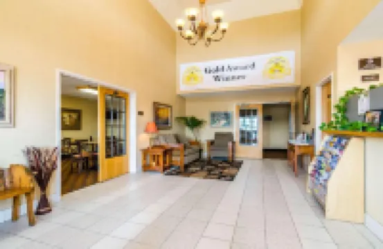 Super 8 by Wyndham Cozad