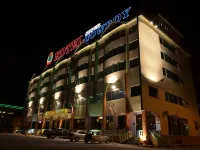 Collection O Hotel Super Cowboy Hoteles en Bukit Baru