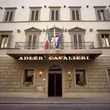 Adler Cavalieri Hotel-Private Spa & Gym Hoteles cerca de Campanario de Giotto