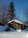 Glenview Cottages Hotels near Art Gallery of Algoma