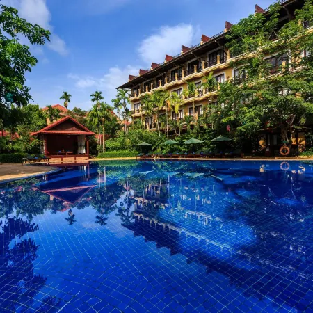 Angkor Paradise Hotel Отели рядом с достопримечательностью «Пном Бакхенг»