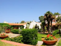 伊斯基亞貝素拉飯店 Cava dell'Isola Beach附近的飯店