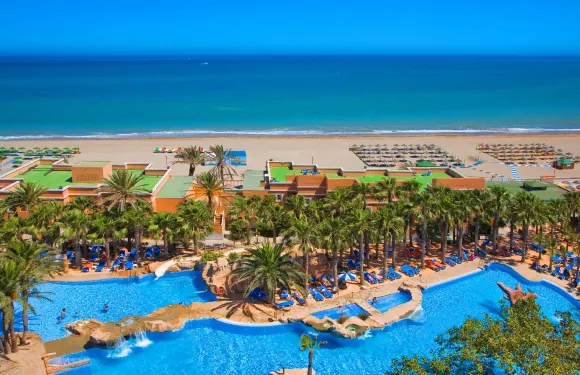 普拉亞卡普里丘酒店