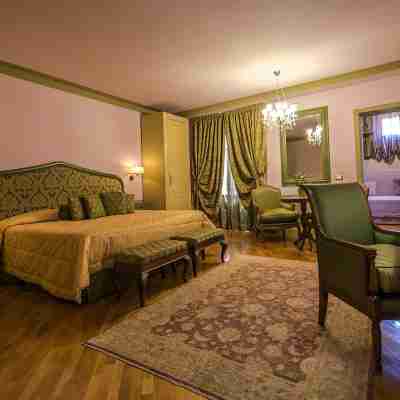 San Luca Palace Rooms