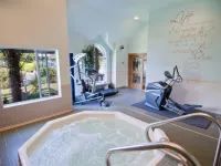 Best Western Plus Emerald Isle Hotel Hotels in Sidney
