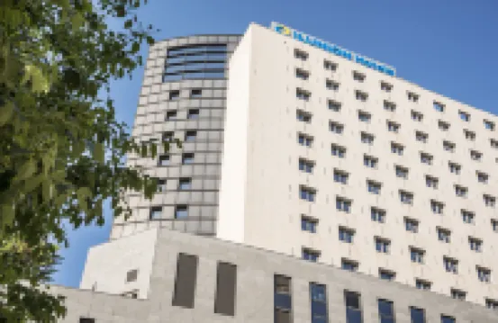 瓦倫西亞水上3號伊魯寧酒店 鄰近瓦倫西亞海洋公園的酒店