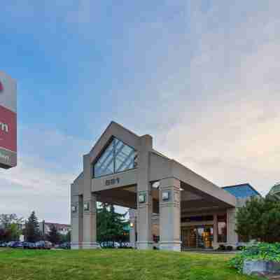 Best Western Plus Lamplighter Inn  Conference Centre Hotel Exterior