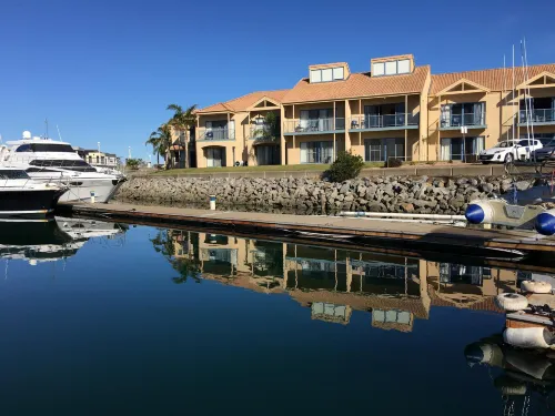 Marina Hotel - bar