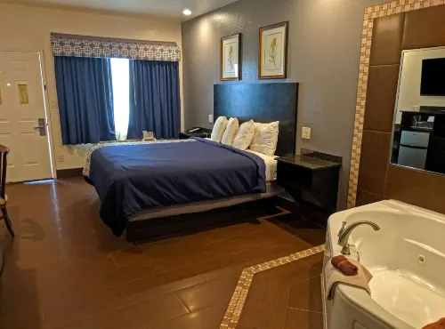 Americas Best Value Inn Brownsville/Padre Island Highway - Pet-friendly
