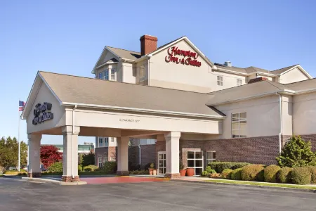 Hampton Inn & Suites Providence/Warwick-Airport