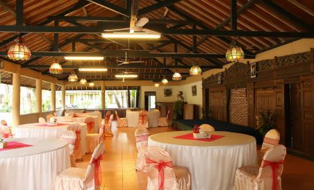 Candisari Hotel & Resto - Housity