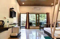 SB Mount Resort Hotels near Shri Sidhbali Baba Dham Mandir, Kotdwara
