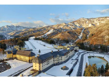 Lotte Arai Resort Отели в г. Мёко