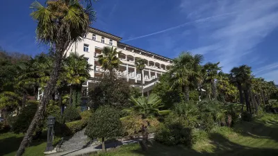 E-Rooms Minusio Hotel a 