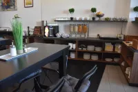 Sleeep Hotel Wiener Neudorf - พร้อมอาหารเช้า
