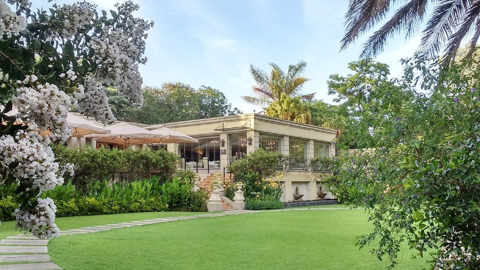 Fairlawns Boutique Hotel & Spa