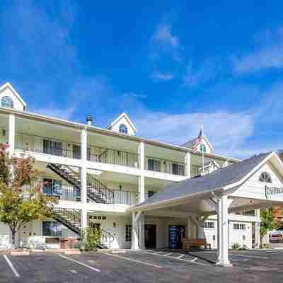 Quality Inn Yosemite Valley Gateway Hotel Exterior