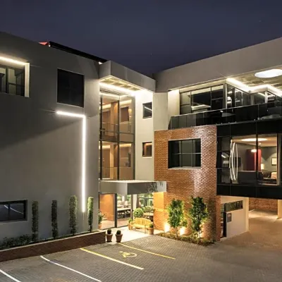 Home Suite Hotels Rosebank Hotels near Killarney Mall