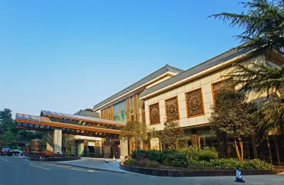 Wangjiang Hotel (Wangjiang Jiudian) Hotels near Qinglonghu Wetland Park