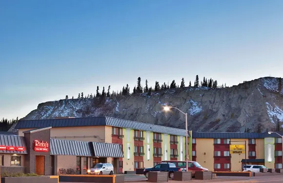 懷特霍斯戴斯酒店