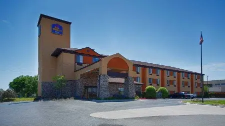 Best Western Plus Woodland Hills Hotel  Suites