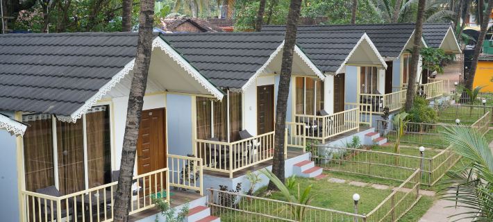 Sunset & Waves Resort Hotels in Mandrem