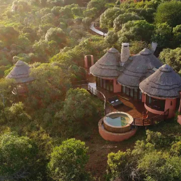 Thanda Safari