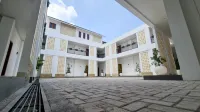 Bintang Guest House Lampung Hotels in North Teluk Betung