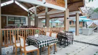 Harny's Garden Villa Hotel di Boja